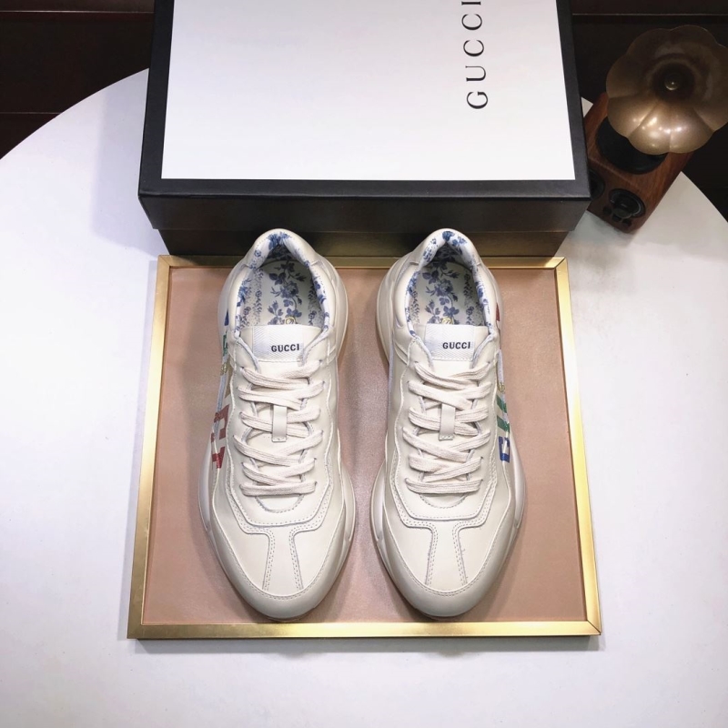 G*u*i casual shoes
